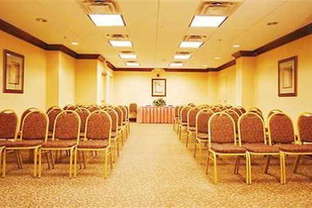 Holiday Inn Express Waterbury Facilidades foto